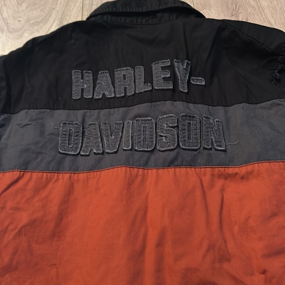Large Harley Davidson button down - Picture 3 of 4